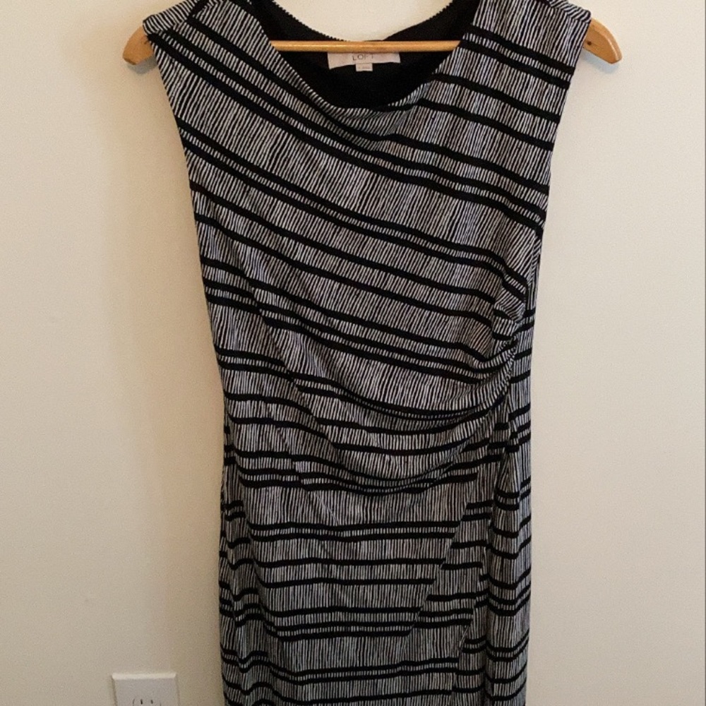 🌻Loft Dress